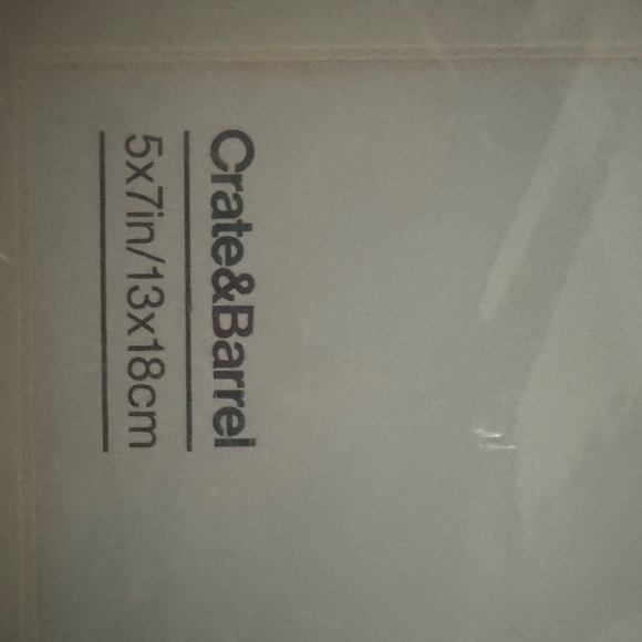 Two 5x7 picture frames - Picture 3 of 5